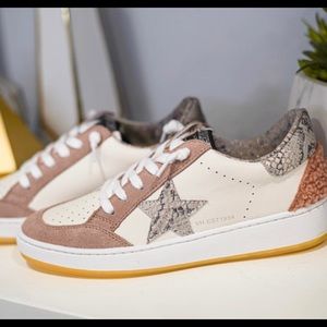 Vintage Havana slip on sneakers